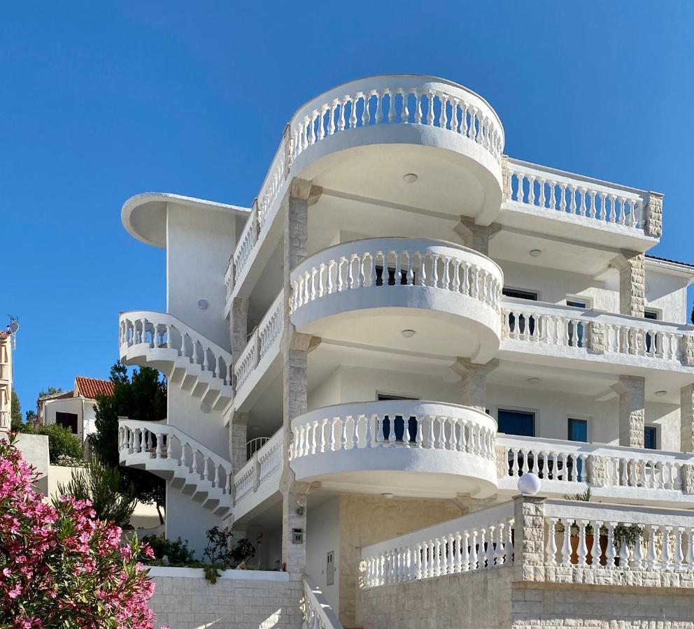 Villa Maluma Рогозниця Екстер'єр фото